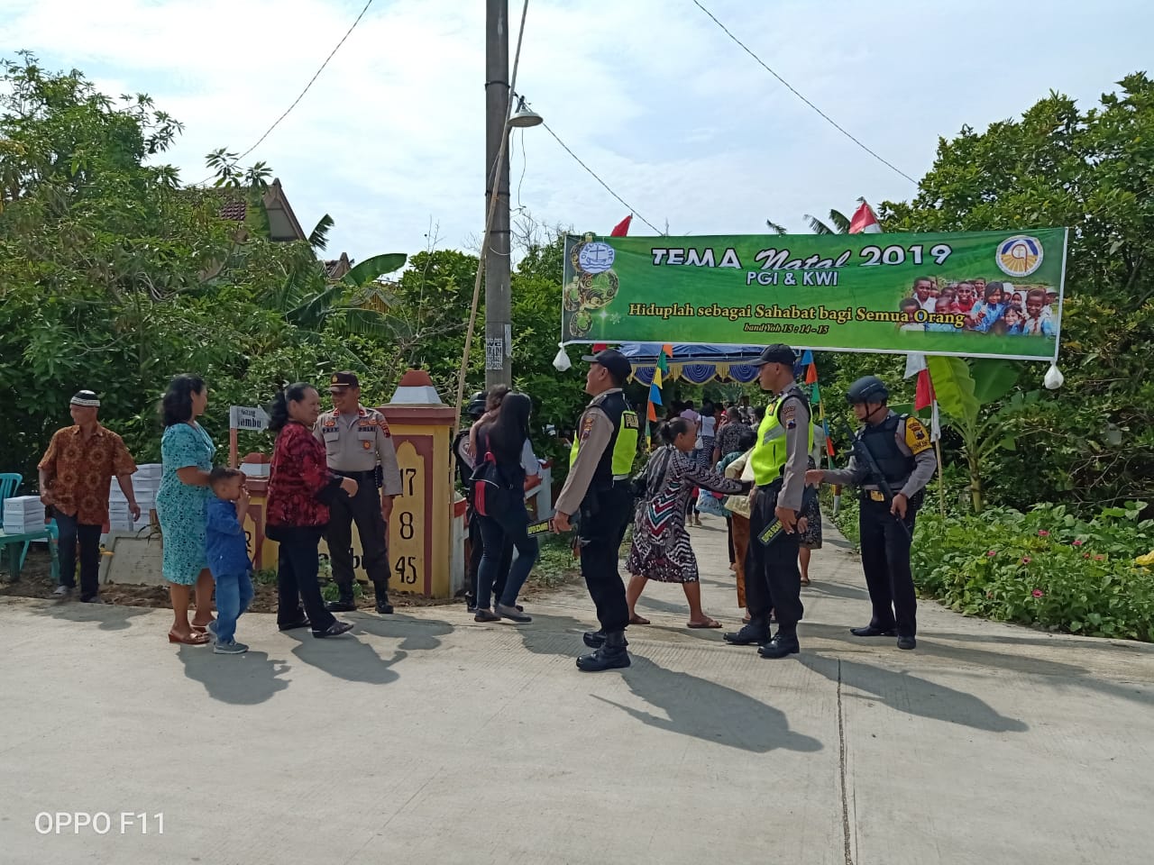 Perayaan Natal di Gereja Solowire