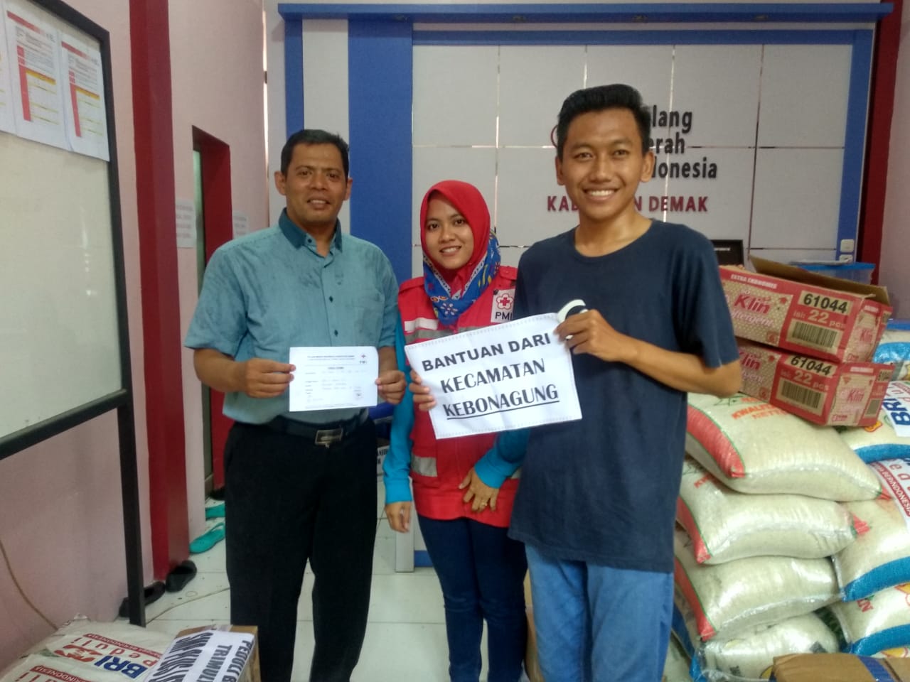 Penyaluran Bantuan untuk Korban Bencana melalui PMI Kabupaten Demak