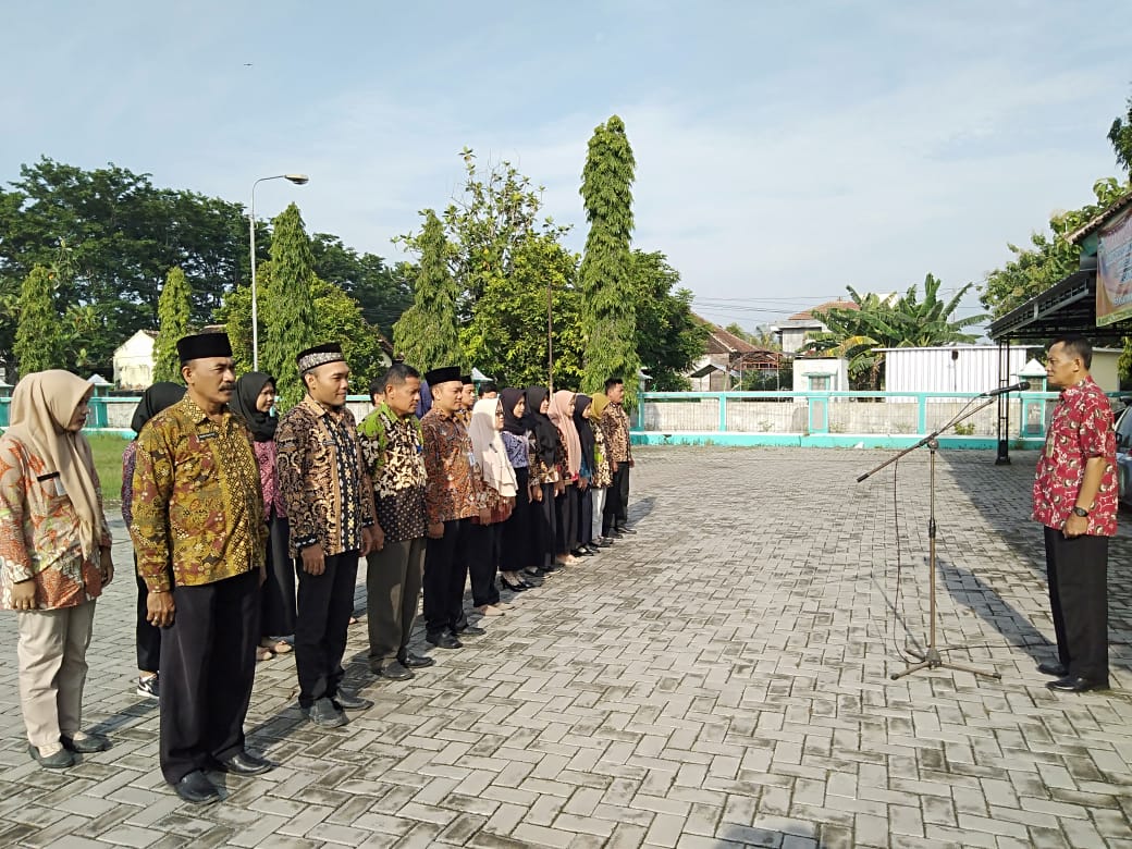 Giat Rutin Kamis Pagi : Apel Enjang Sesarengan