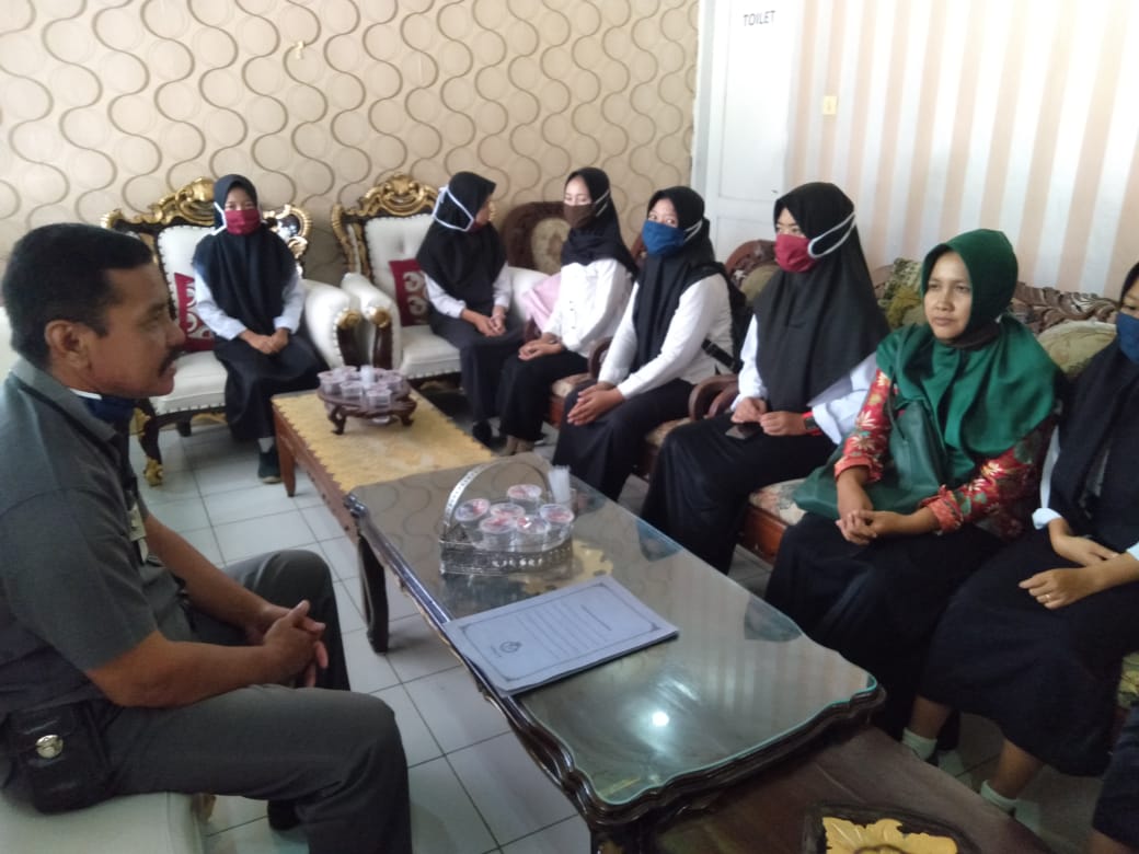 Penarikan Siswa “Magang” di Kantor Kecamatan Kebonagung