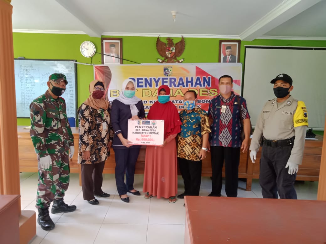 Pemdes Babad Salurkan BLT Dana Desa Tahap 1