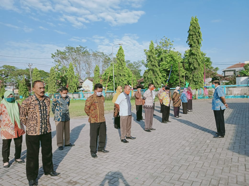 Giat Rutin : Apel Pagi Bersama