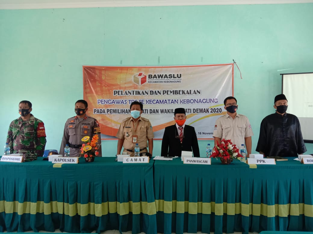 Camat Kebonagung Saksikan Pelantikan Pengawas TPS