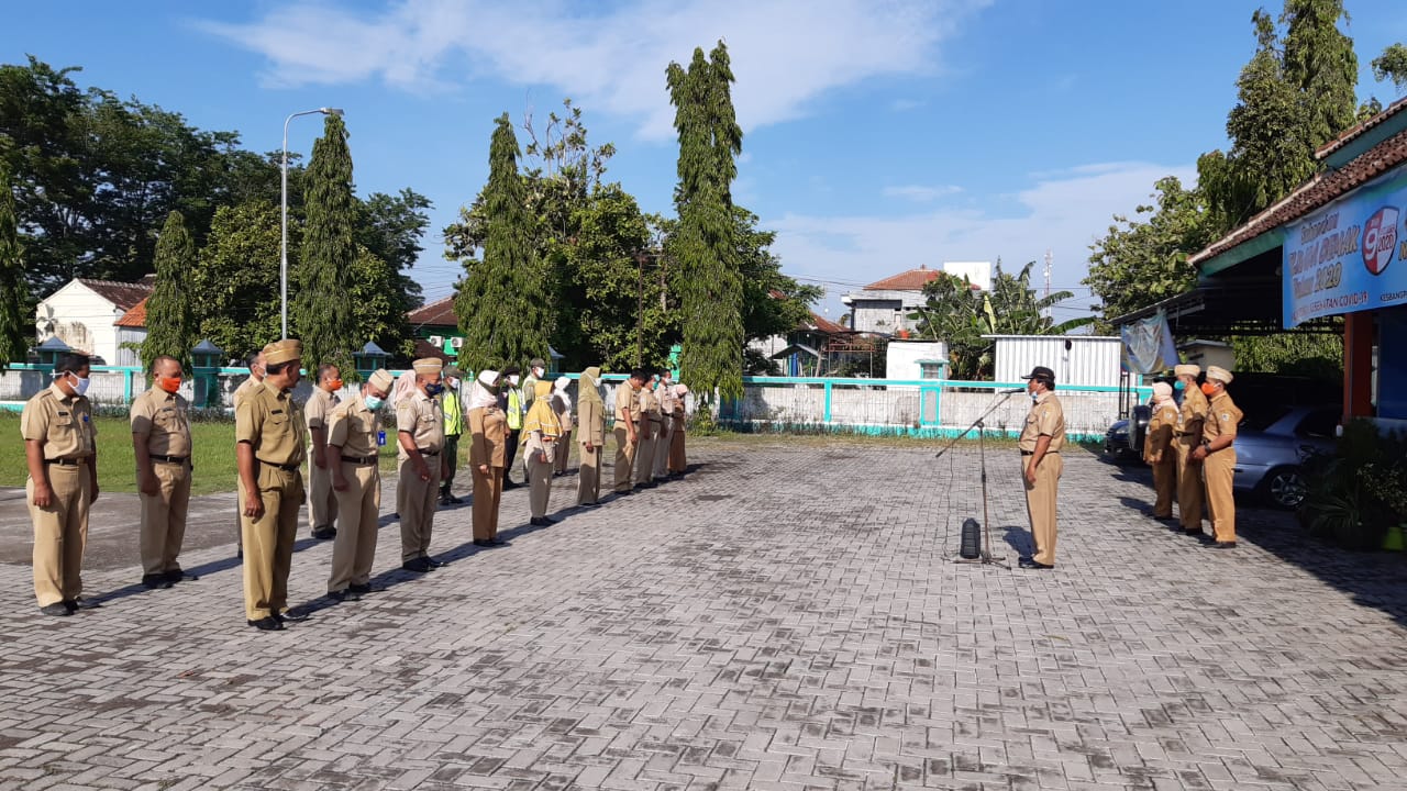 Apel Pagi Bersama Sekdes