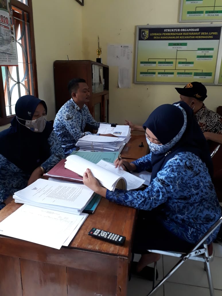 Monev APBDesa Mangunanlor