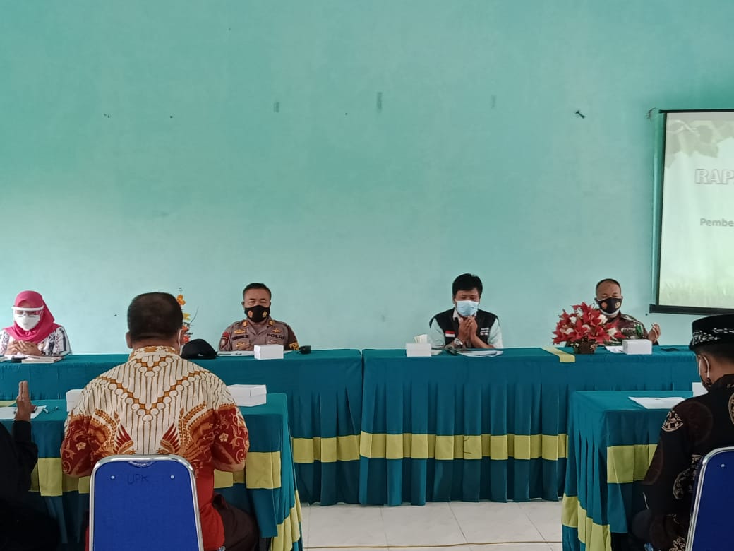 Rakor Persiapan Pembatasan Kegiatan Masyarakat